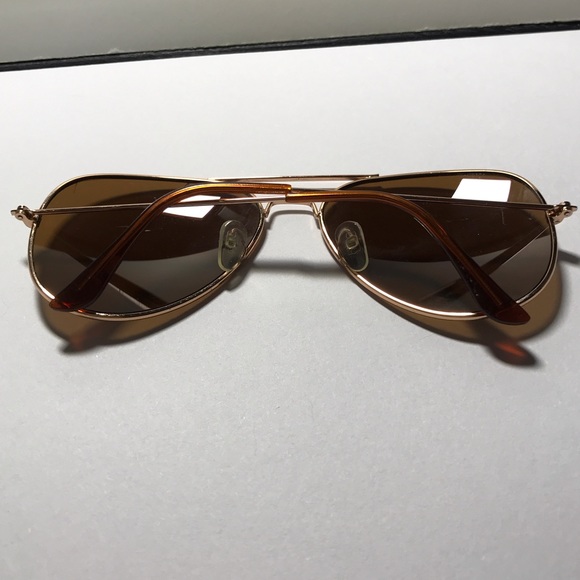 Quick Sale! Aviator sunglasses - Picture 6 of 9